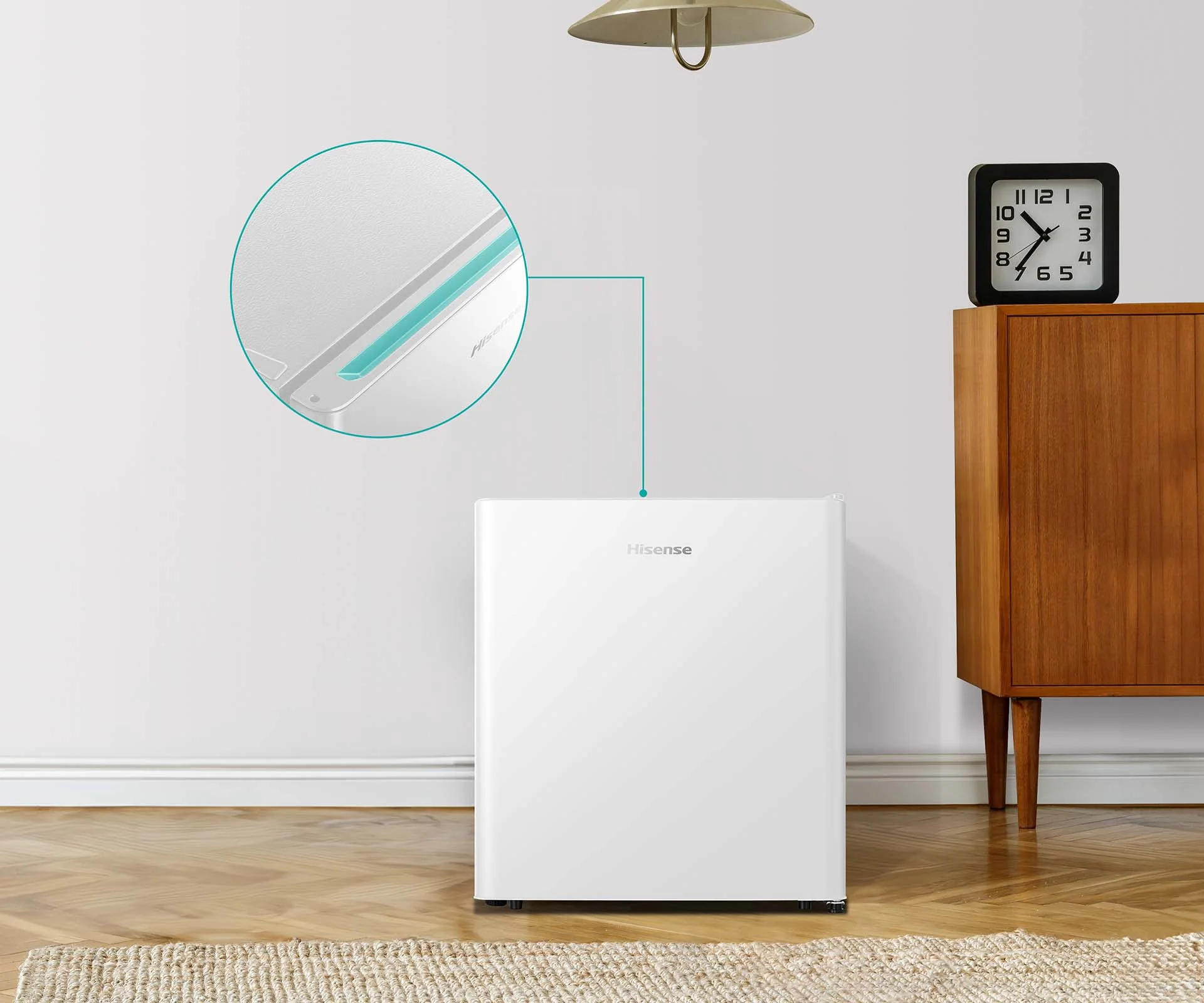 Hisense HRBF46 45L Bar Fridge - White - Image 16